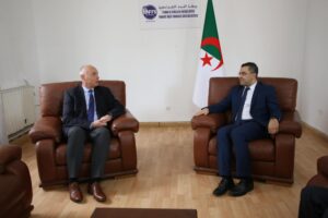 Le FFS reçoit l'Ambassadeur du Royaume de Belgique en Algérie
